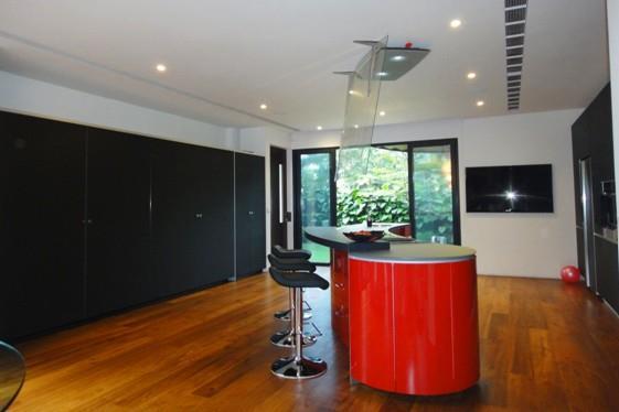 How to Plan an Entertainment Kitchen for a GCB